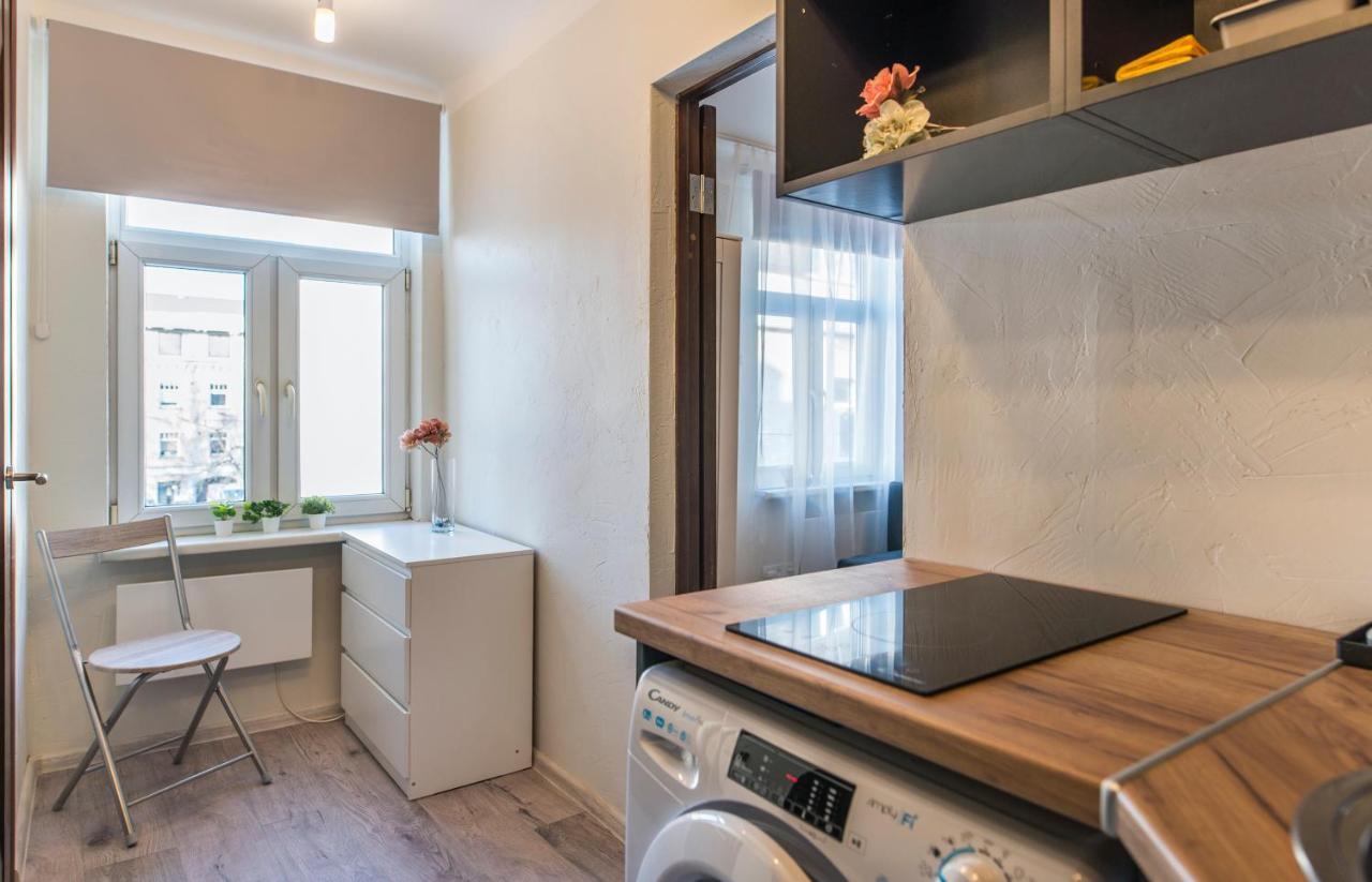 Jelgavas 52 Old Town 5 Min 4 Can Stay Free Parking Self Check In Out Riga Extérieur photo